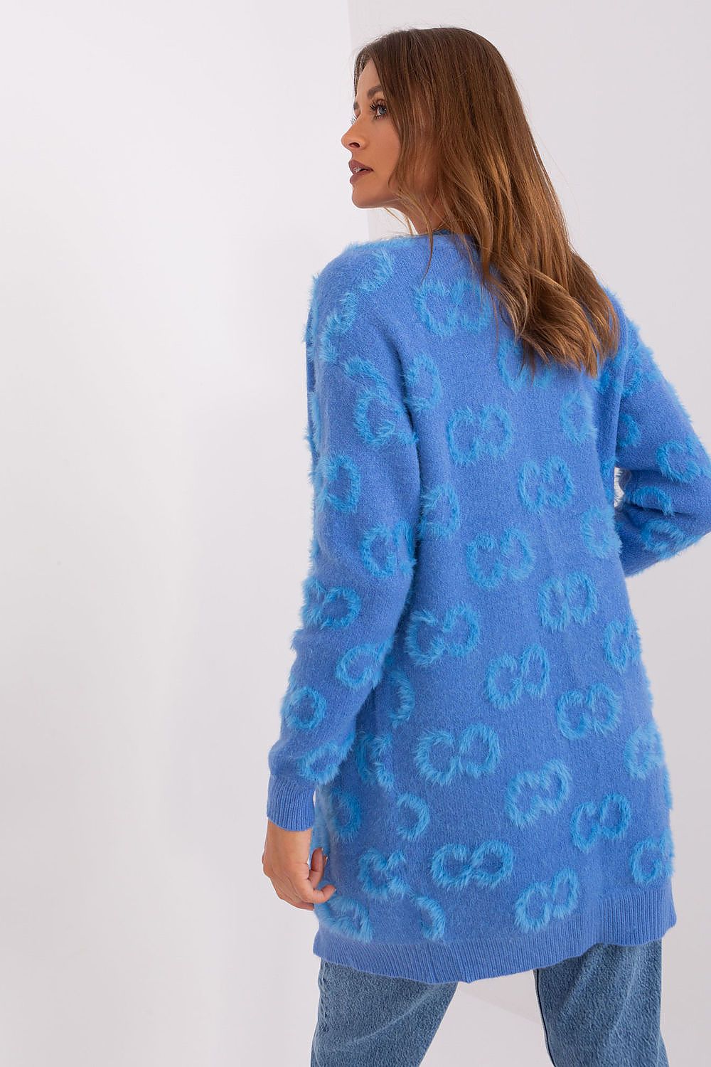  Cardigan model 187764 AT 
