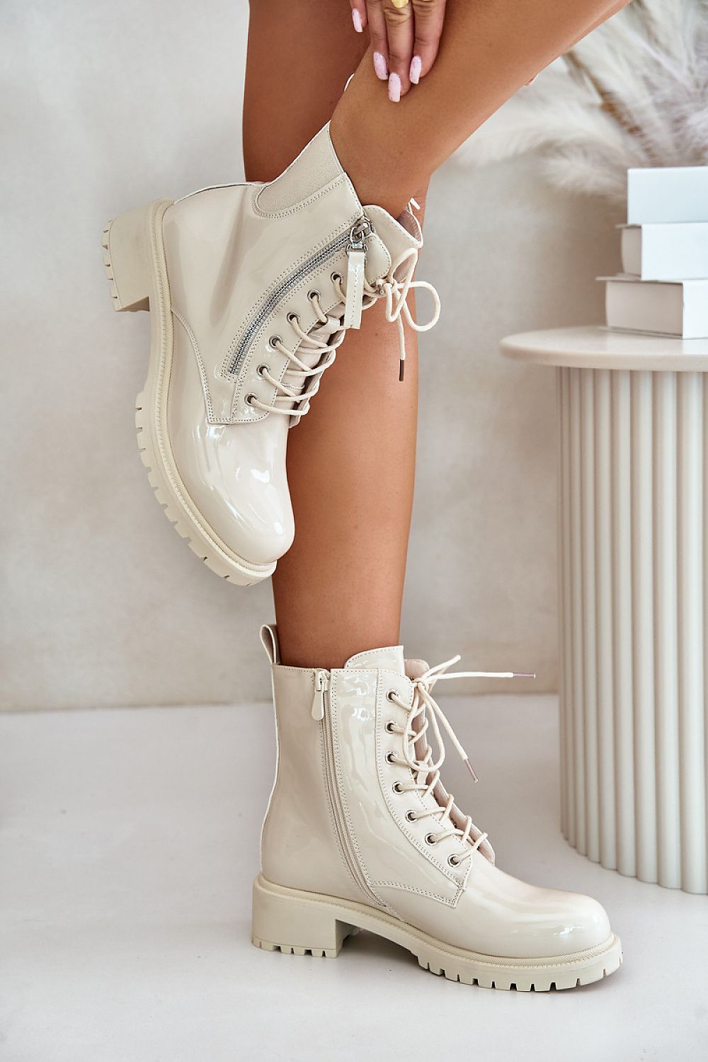  Boot model 201903 Step in style 