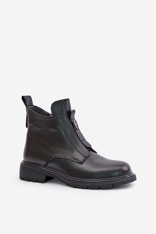  Boots model 202130 Step in style 