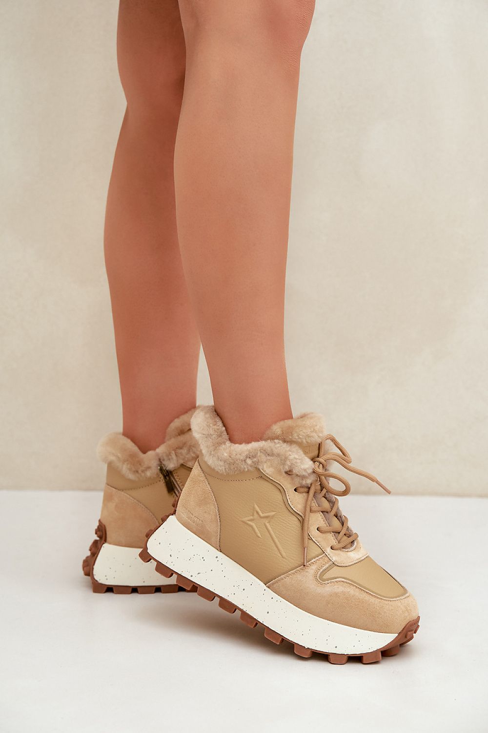  Sport Shoes model 203918 Step in style 