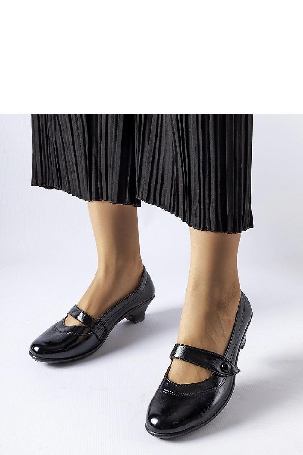  Block heel pumps model 204768 Solea 