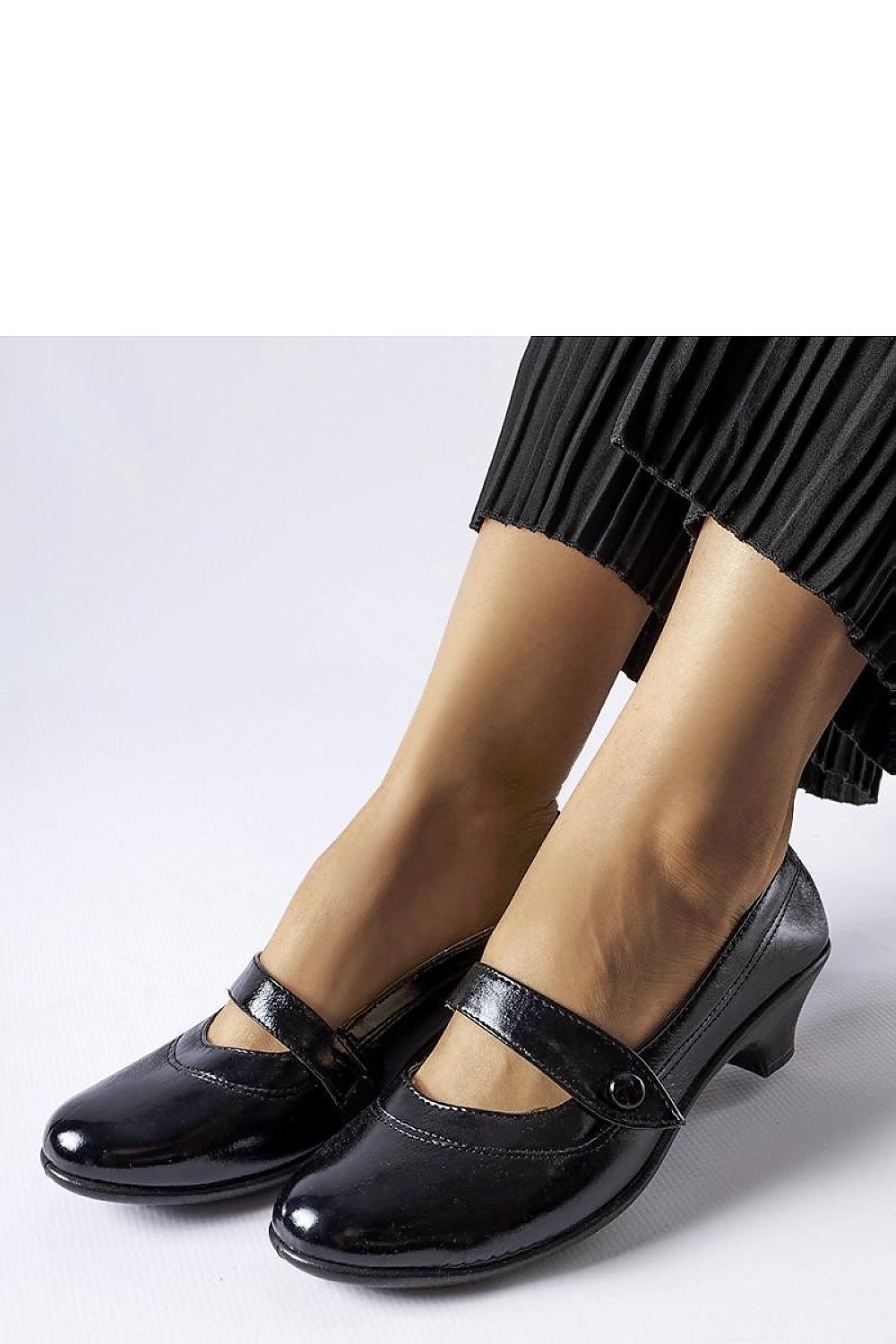  Block heel pumps model 204768 Solea 