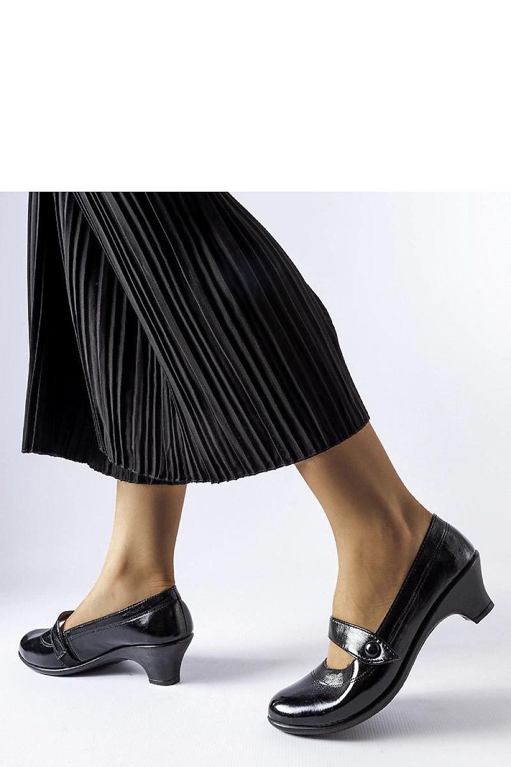  Block heel pumps model 204768 Solea 