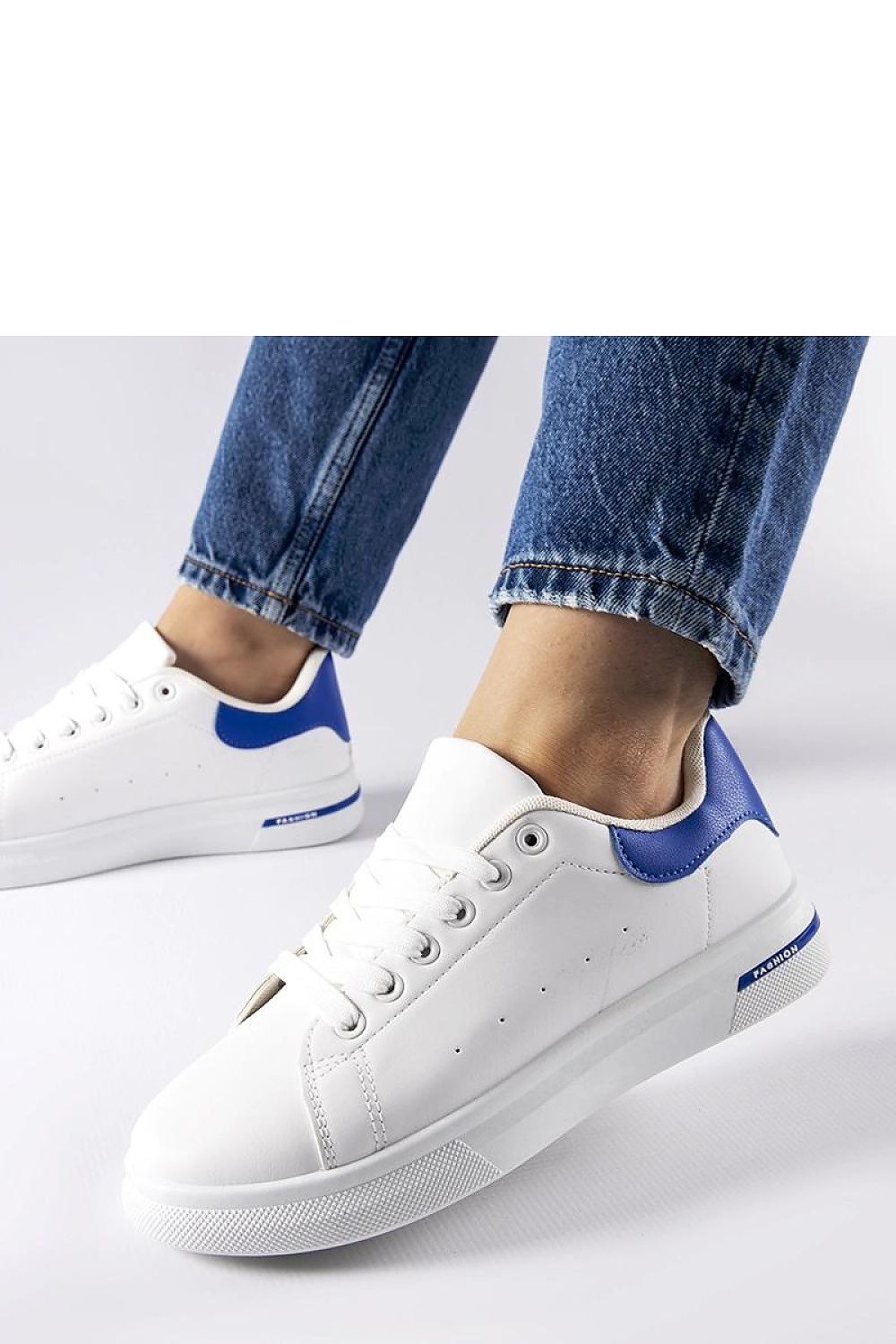  Sport Shoes model 207570 Solea 