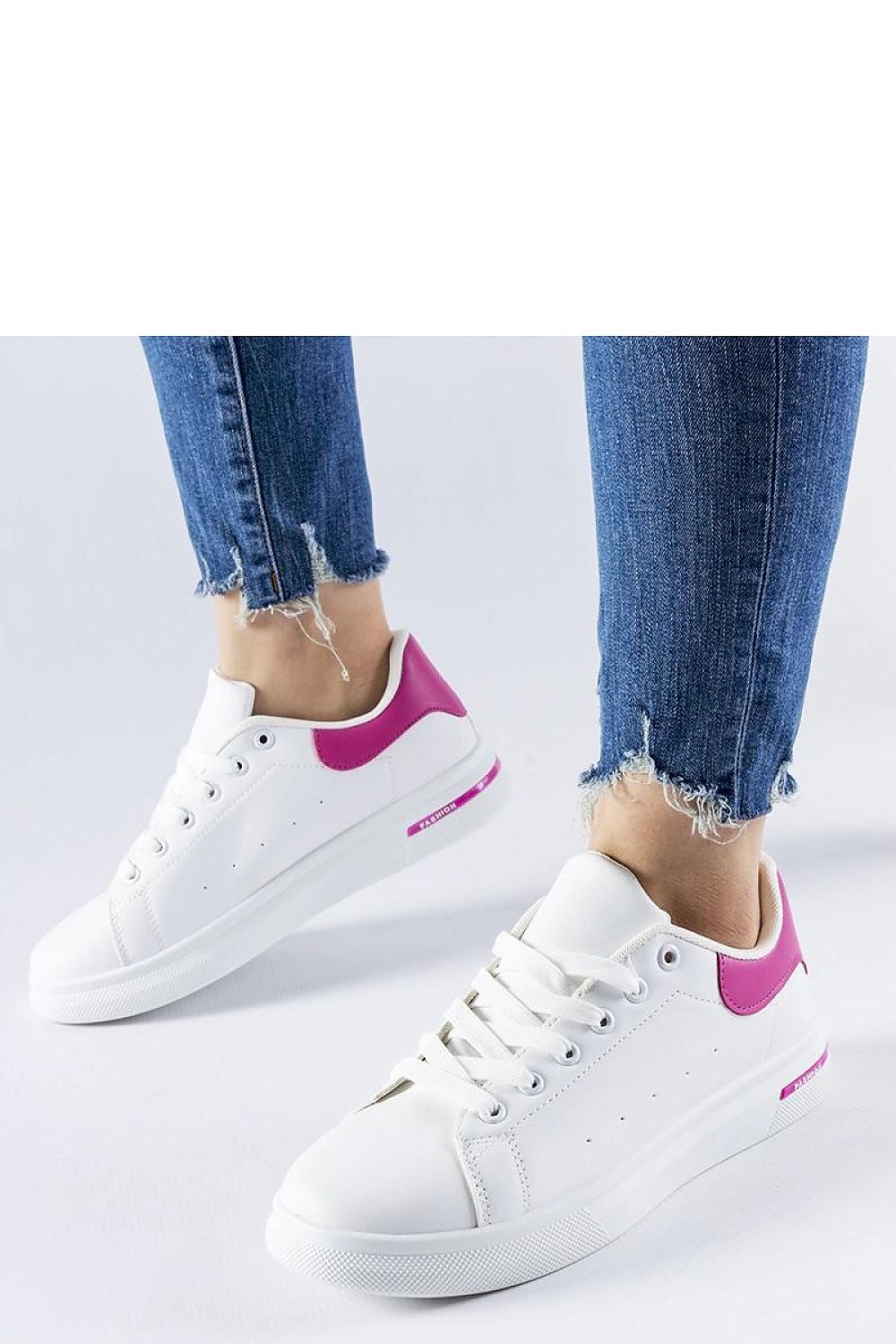  Sport Shoes model 207573 Solea 
