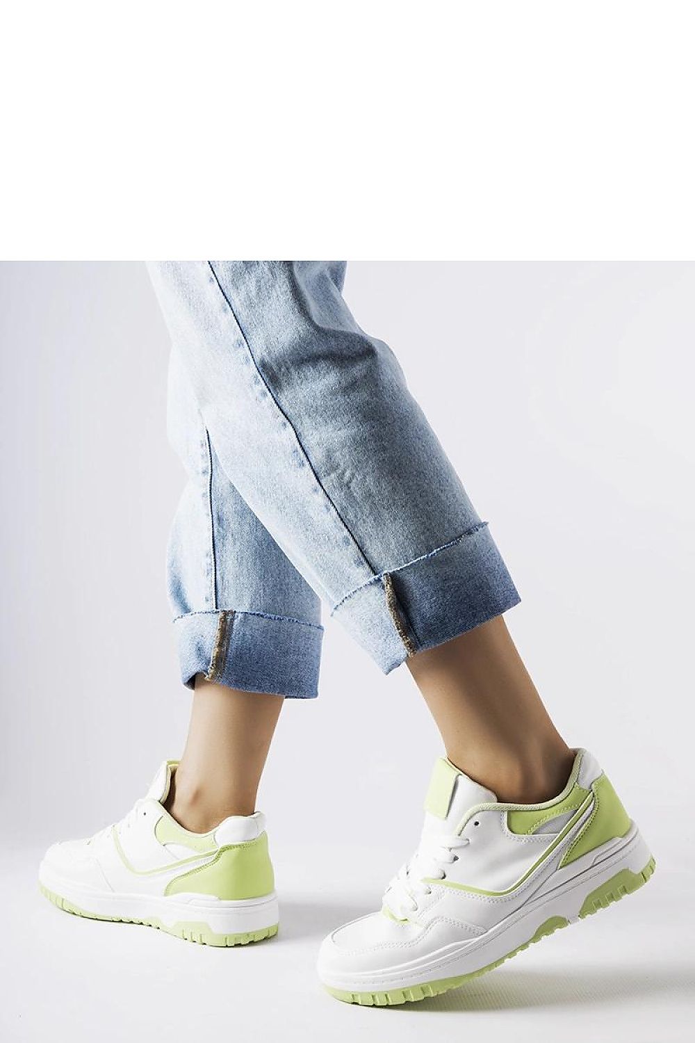  Sport Shoes model 207688 Solea 
