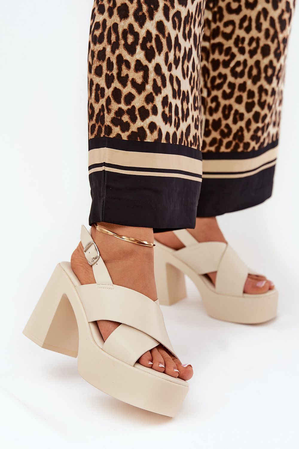  Sandalen mit Absatz model 210800 Step in style 