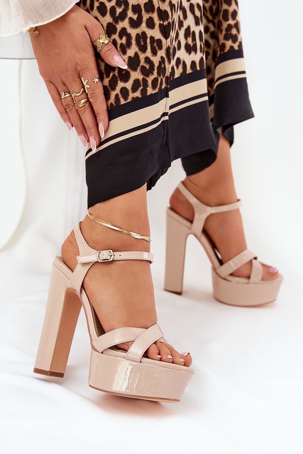  Sandalen mit Absatz model 210802 Step in style 