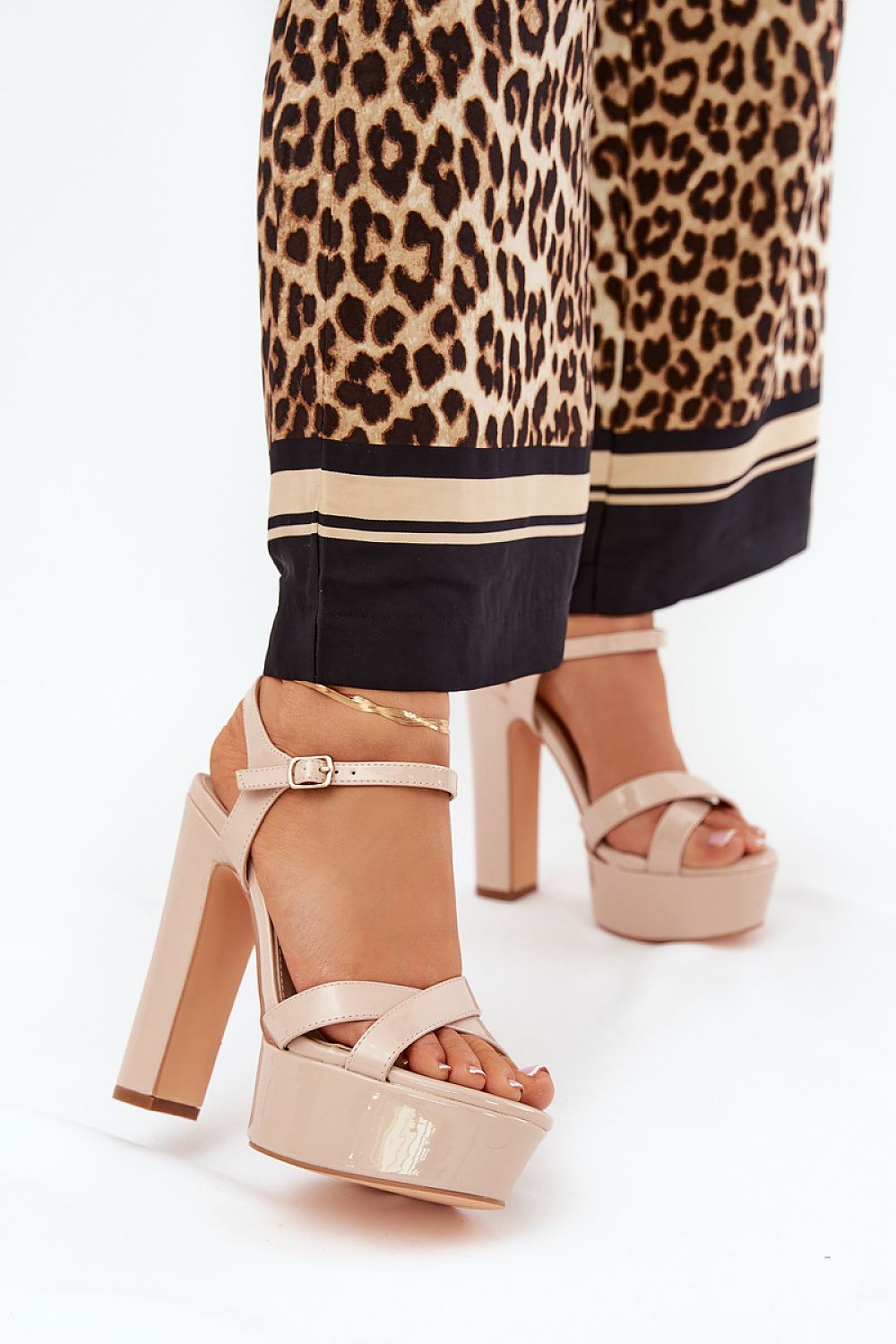  Sandalen mit Absatz model 210802 Step in style 