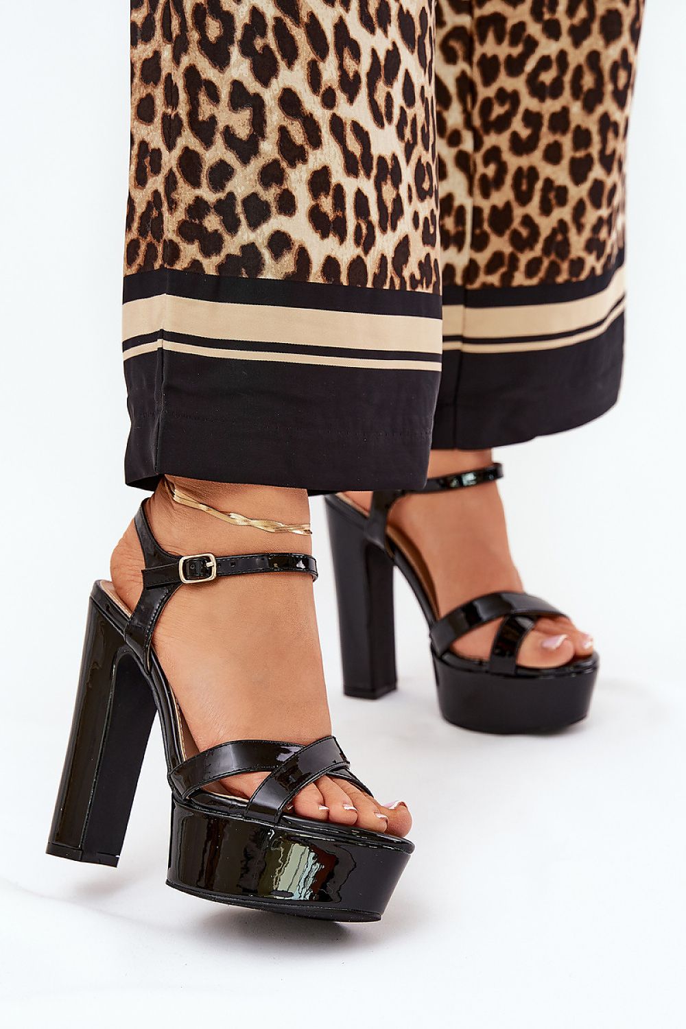  Sandalen mit Absatz model 210803 Step in style 