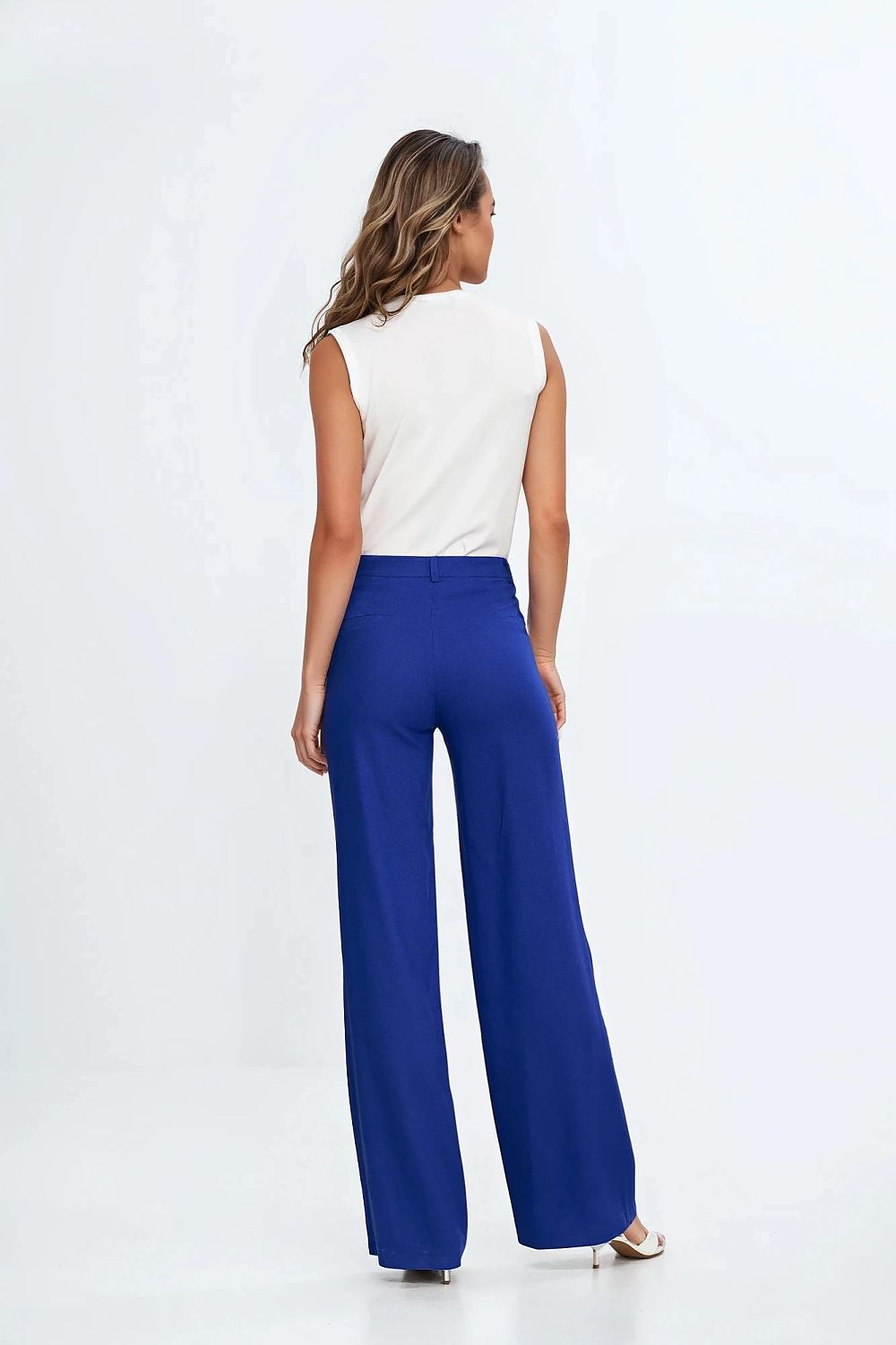 Trousers model 211798 Nife 