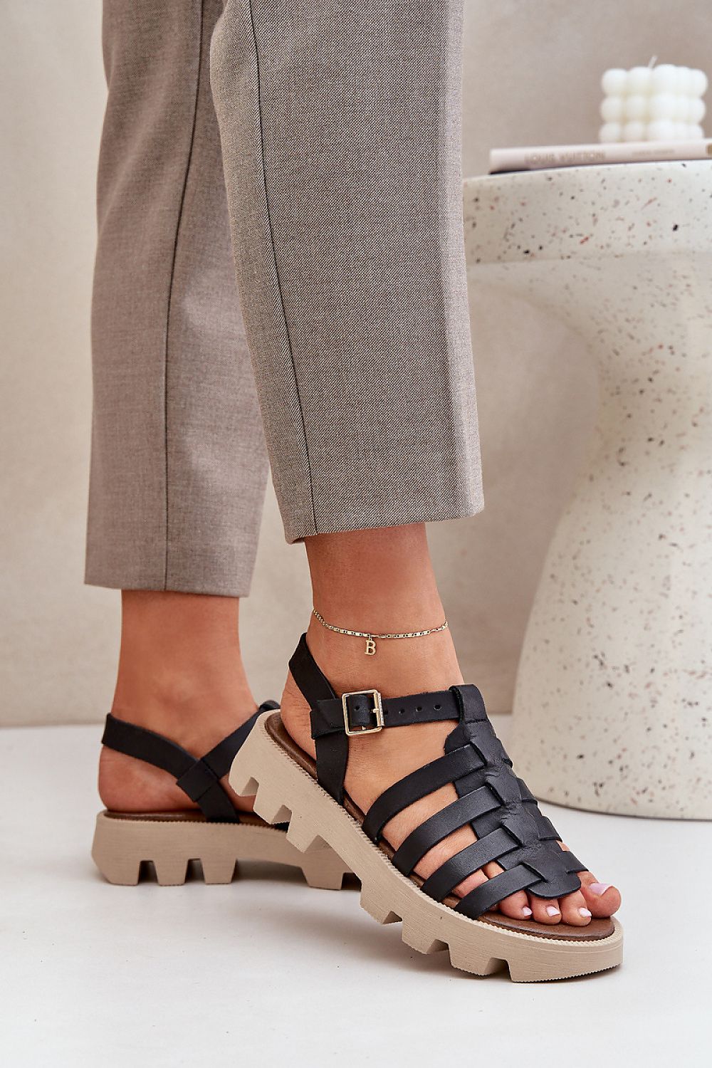  Sandals model 213473 Step in style 