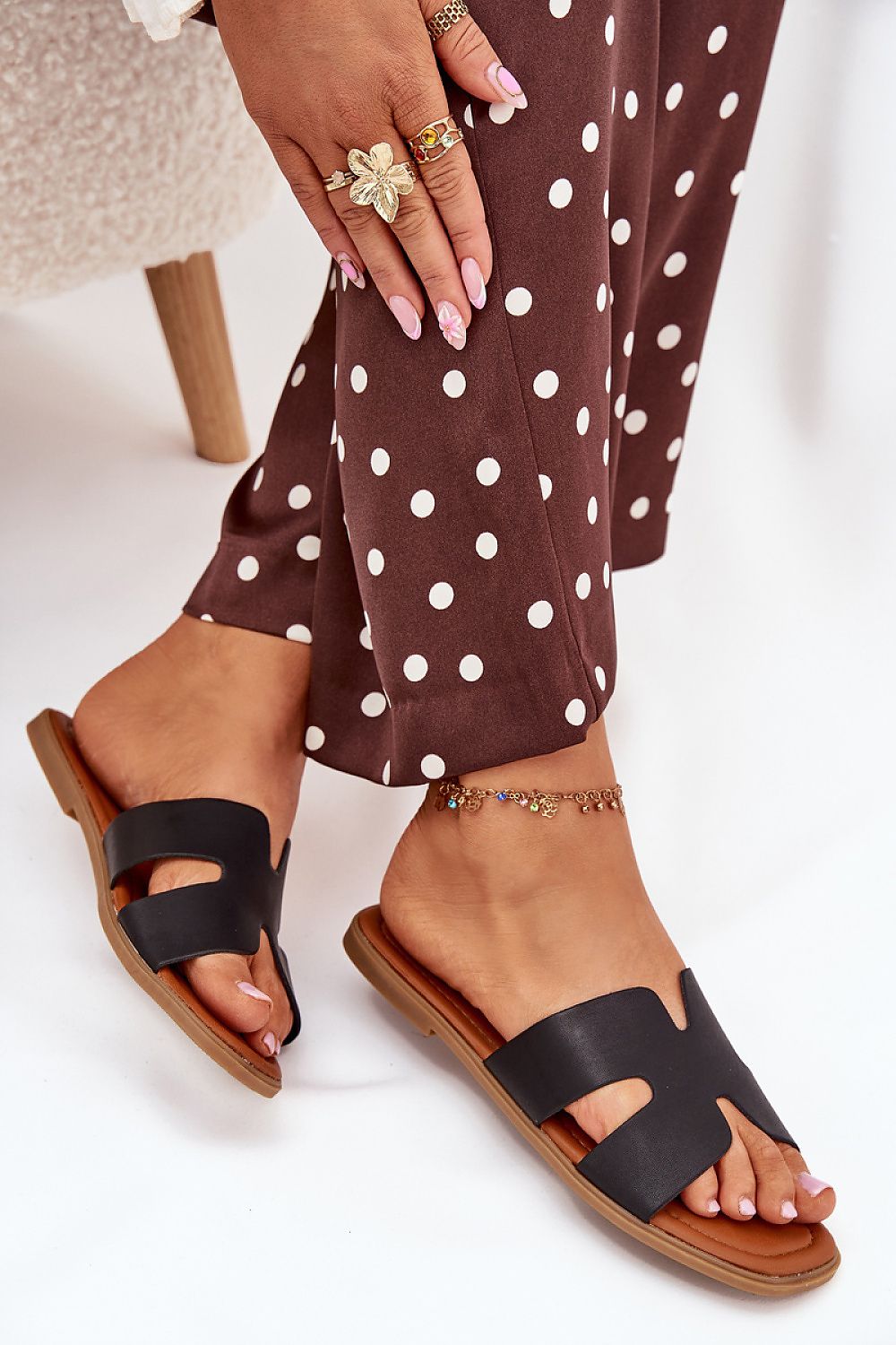  Flip-flops model 216117 Step in style 