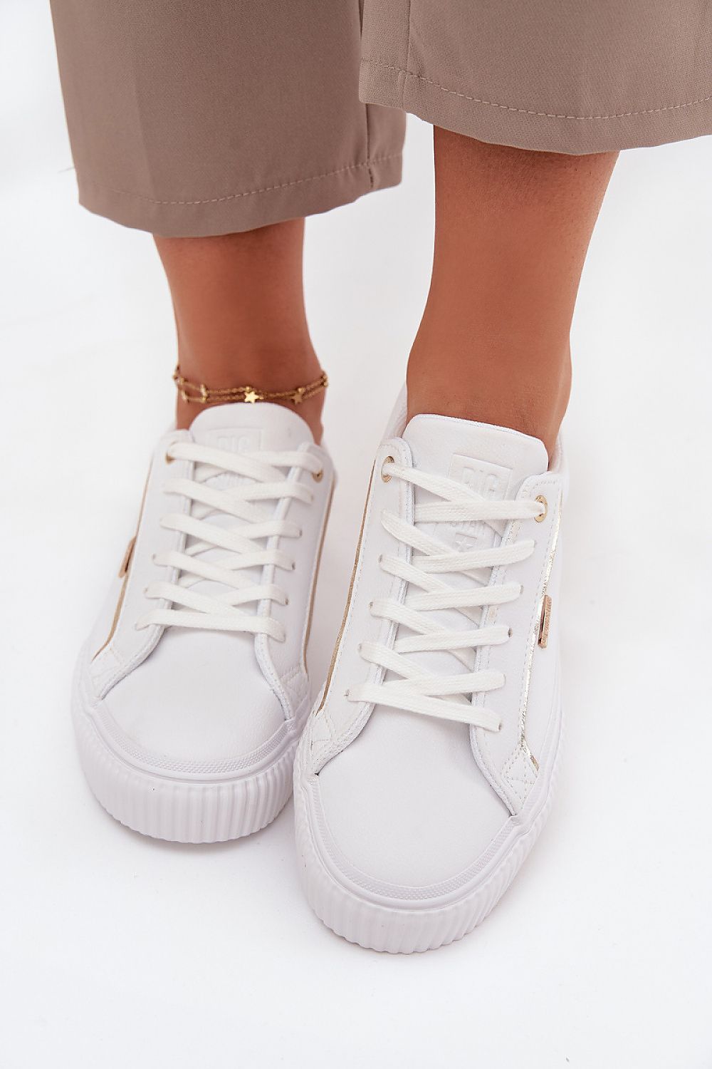  Sportliche Schuhe auf Plattform model 216474 Step in style 