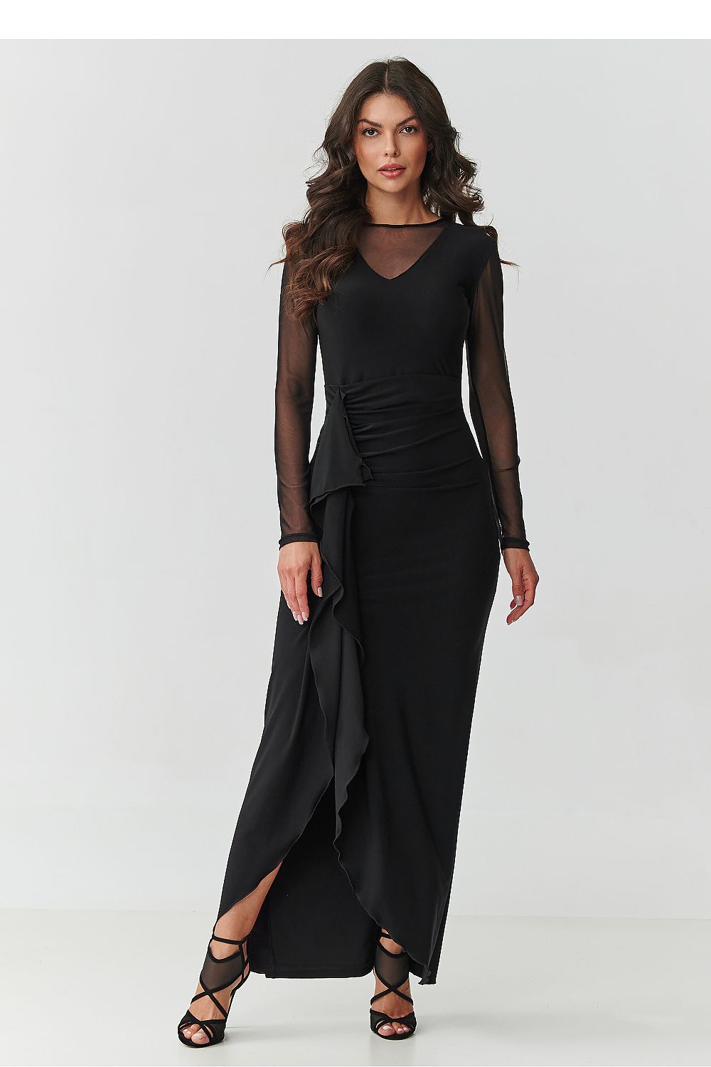  Long dress model 218110 Makadamia 