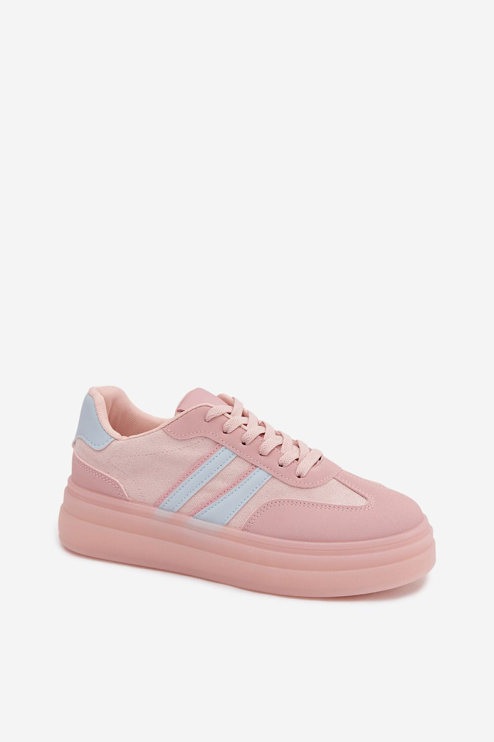  Sportliche Schuhe auf Plattform model 224407 Step in style 