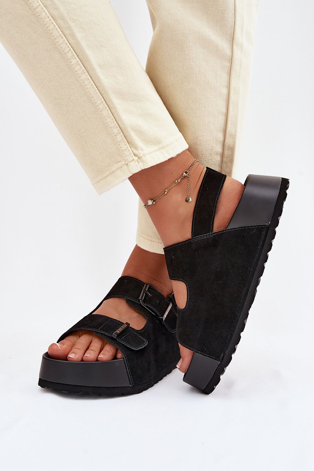  Sandals model 225950 Step in style 