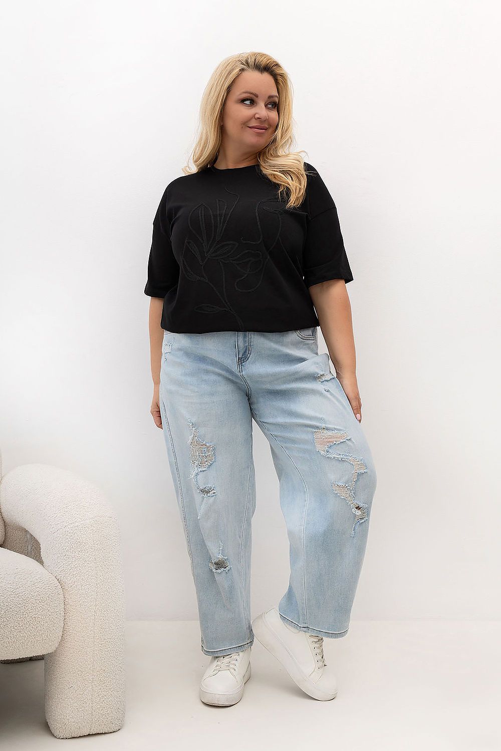  Plus-Size T-shirt model 230453 Relevance 