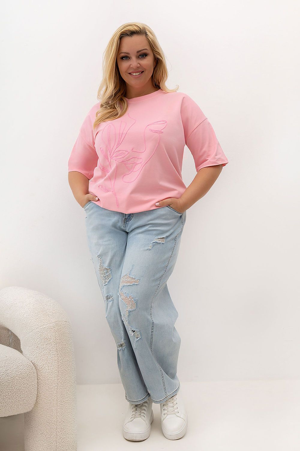 Plus-Size T-shirt model 230454 Relevance 