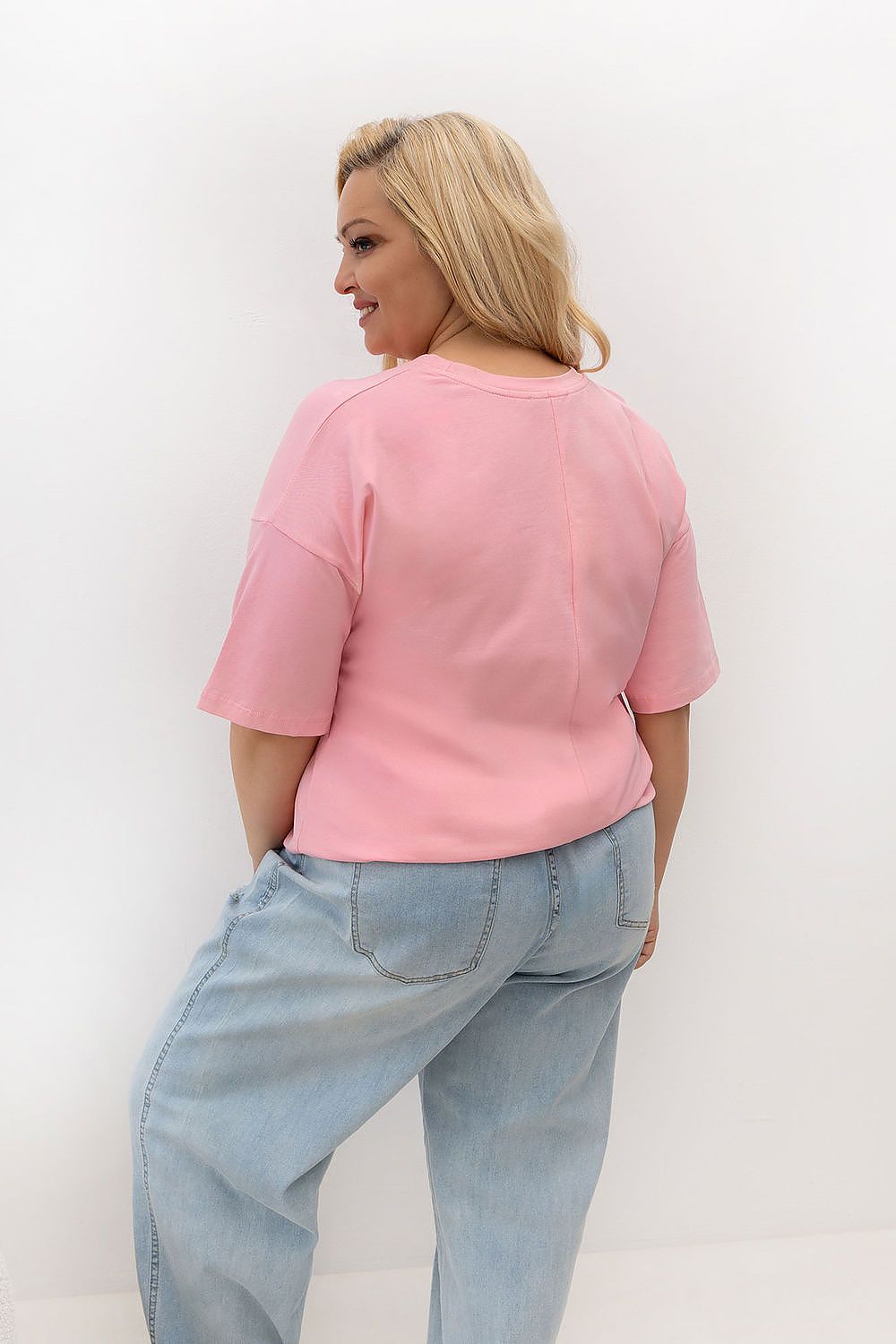  Plus-Size T-shirt model 230454 Relevance 