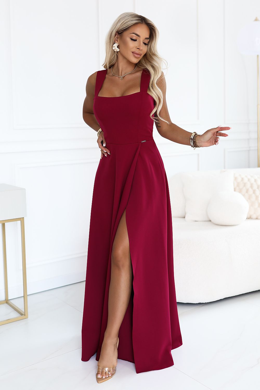  Langes Kleid model 231224 Numoco 