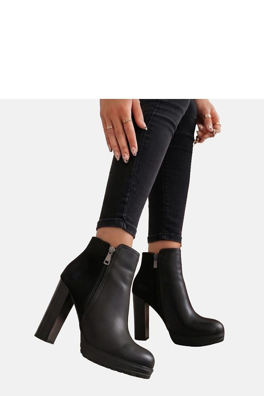  Stiefeletten mit Absatz model 231290 Solea 