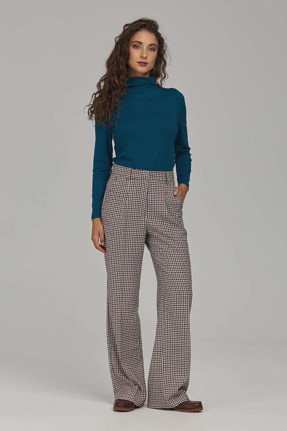  Damen Hose model 231658 Nife 