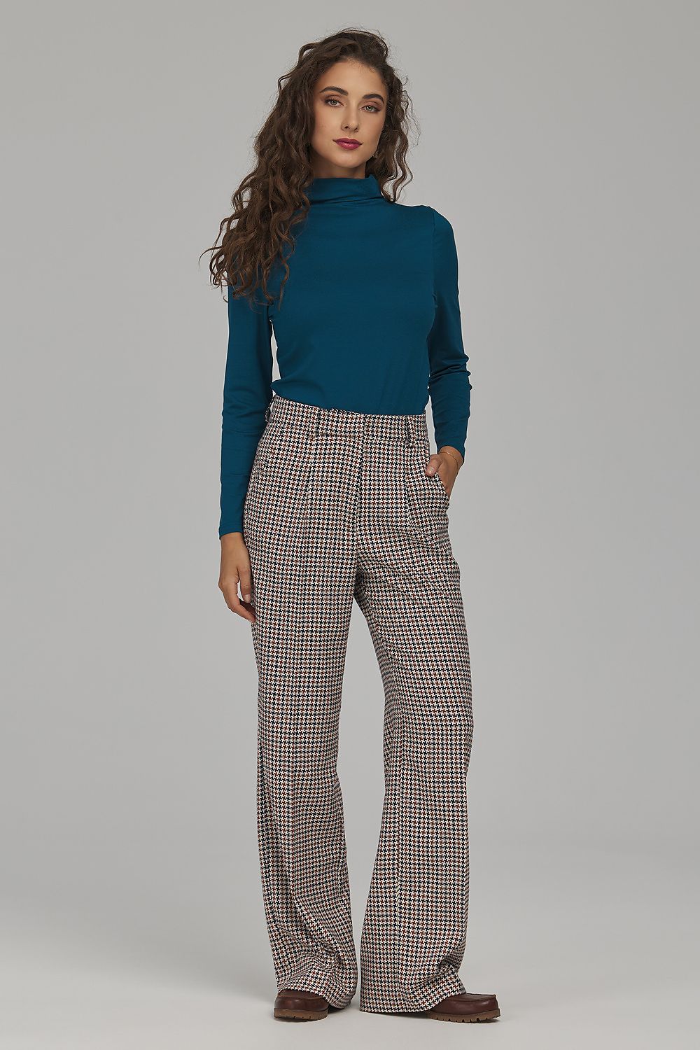  Bluse model 231671 Nife 