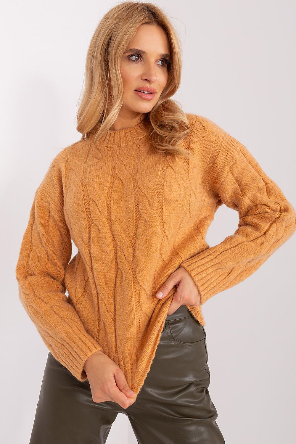  Pullover model 231706 Factory Price 