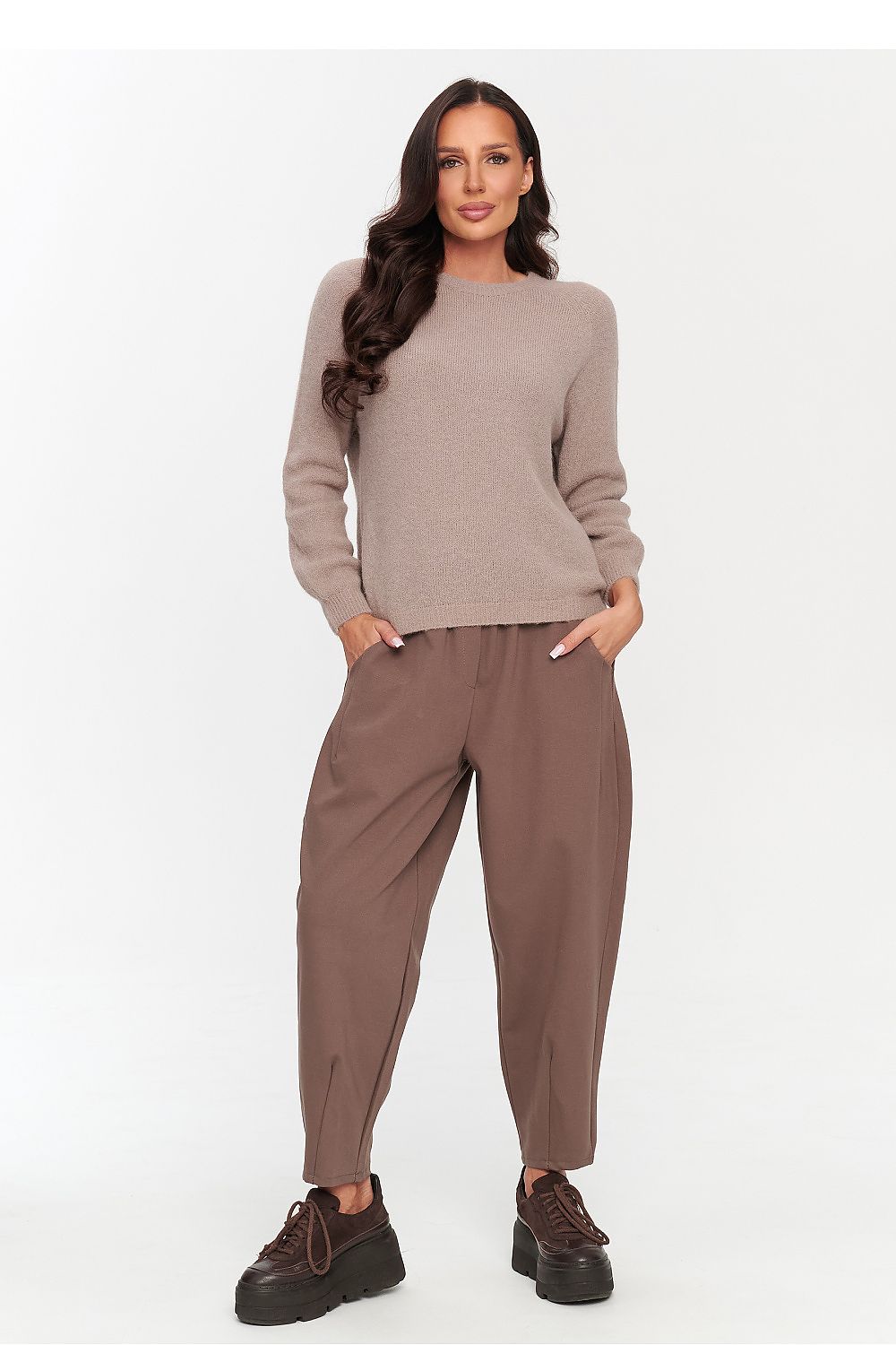  Damen Hose model 231980 Makadamia 