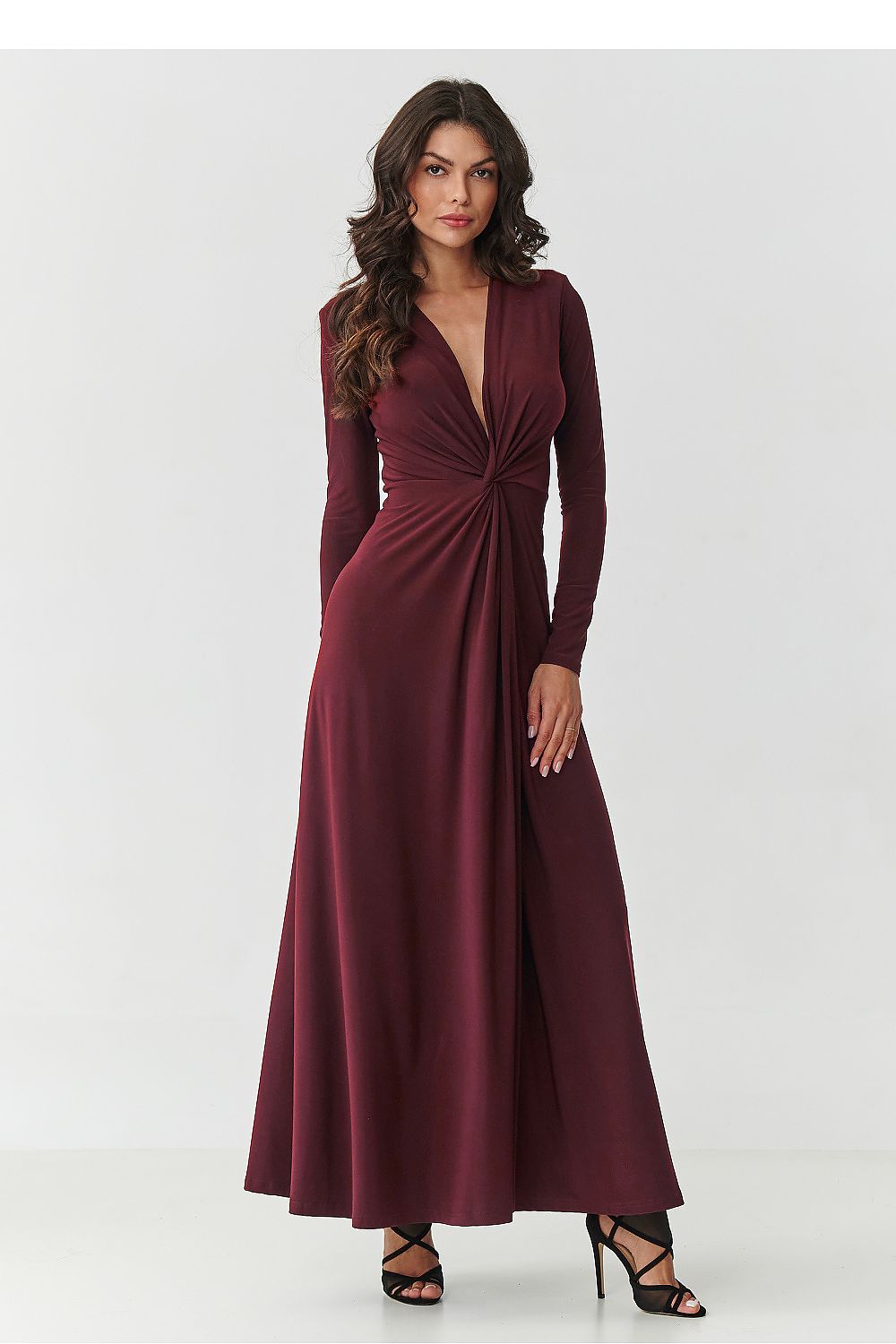  Langes Kleid model 232063 Makadamia 