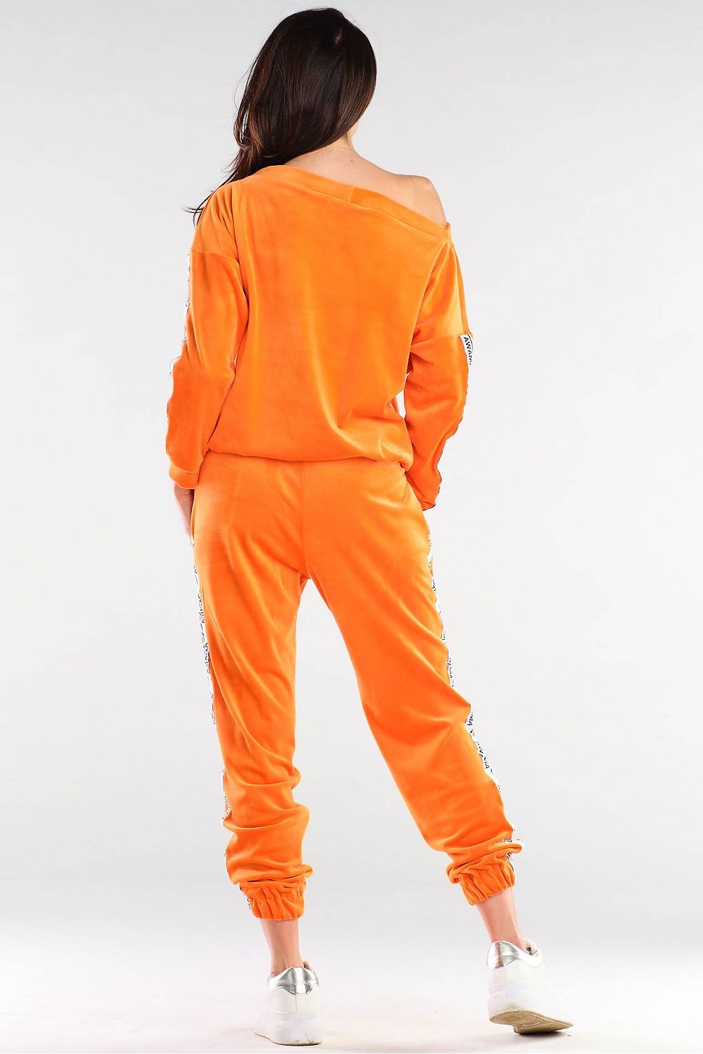  Sportanzug Hosen model 154804 awama 