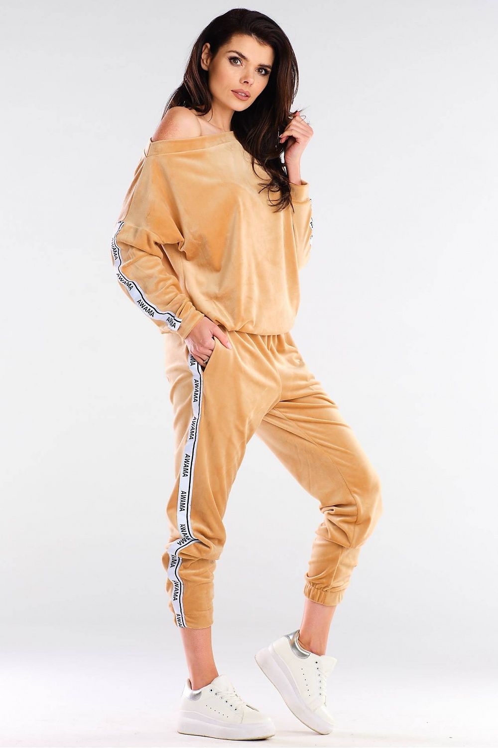  Sportanzug Hosen model 154805 awama 