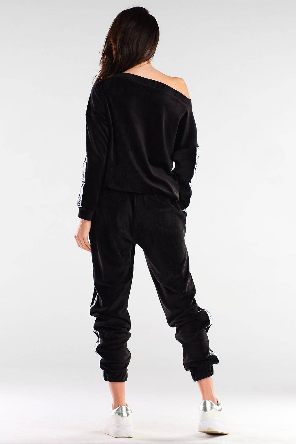  Sportanzug Hosen model 154806 awama 