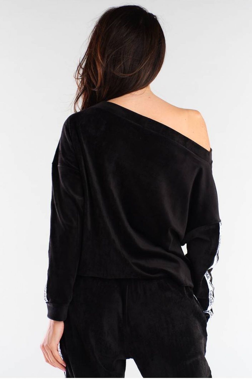  Sweater model 154809 awama 